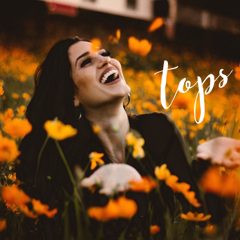 Tops & Blouses - Picture 1 of 1